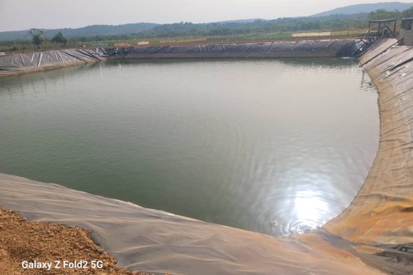 Bassin de retenu d'eau à Dalein, Labé